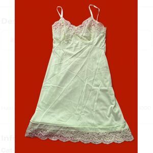 VTG Vassarette Hollywood Lace Slip Dress Lime Green Size S / 34
